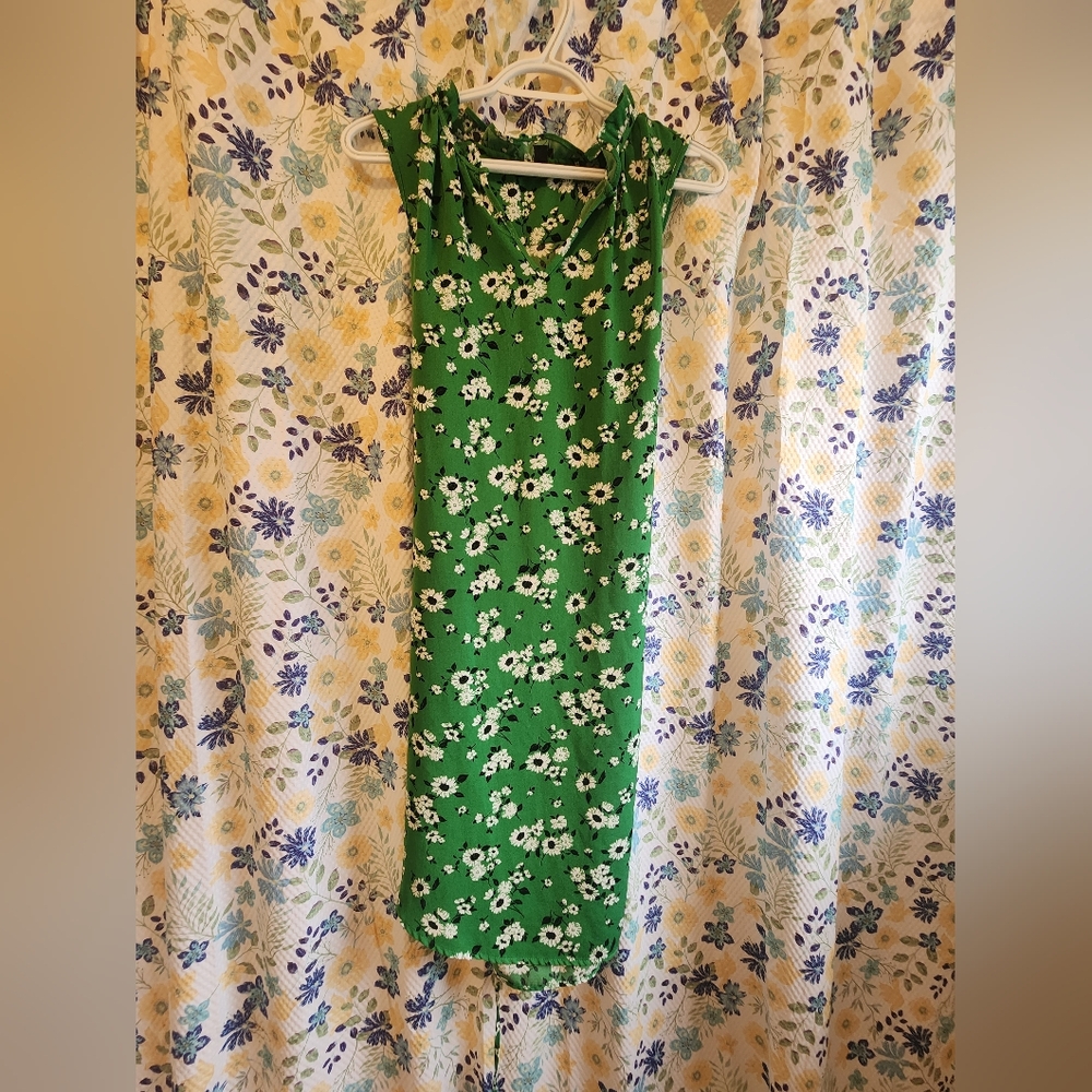 Green Floral Blouse